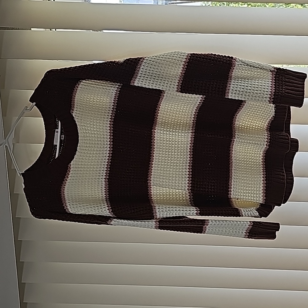 Strieped Sweater